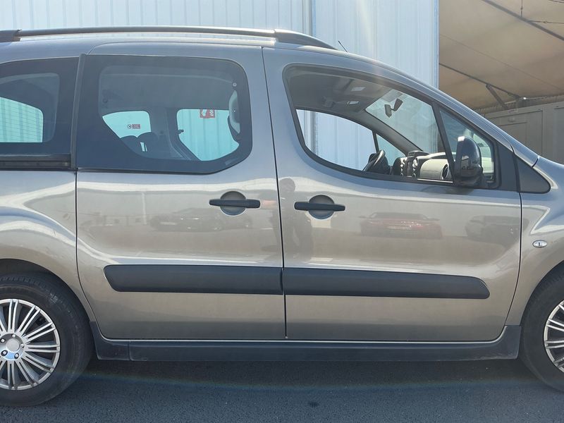 Citroen Berlingo 1.6 Blue-HDi XTR — zdjęcie 7
