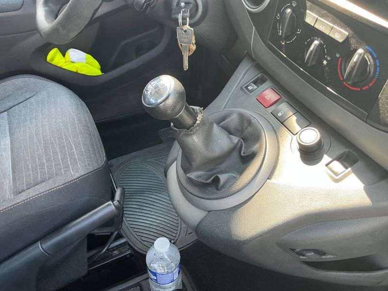 Citroen Berlingo 1.6 Blue-HDi XTR 2016 – снимка 41
