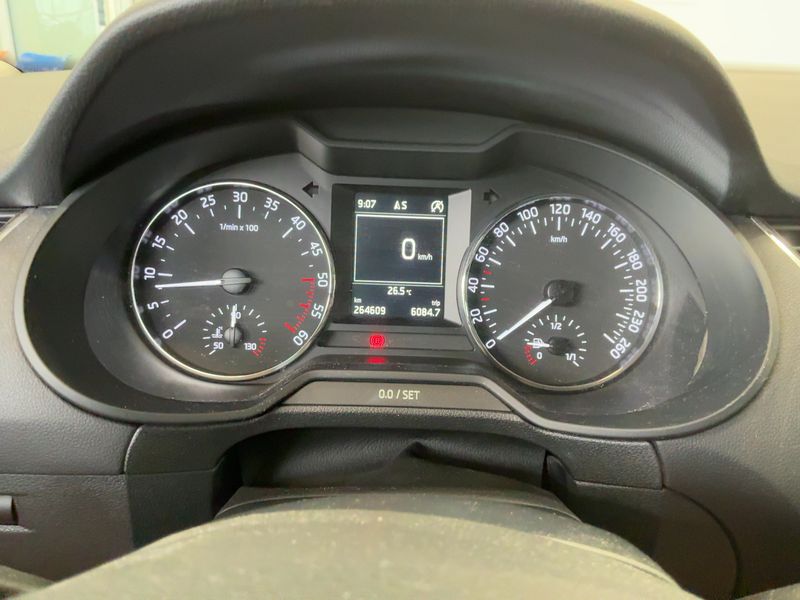 Skoda Octavia 2.0 TDI Ambition 2016 – снимка 19