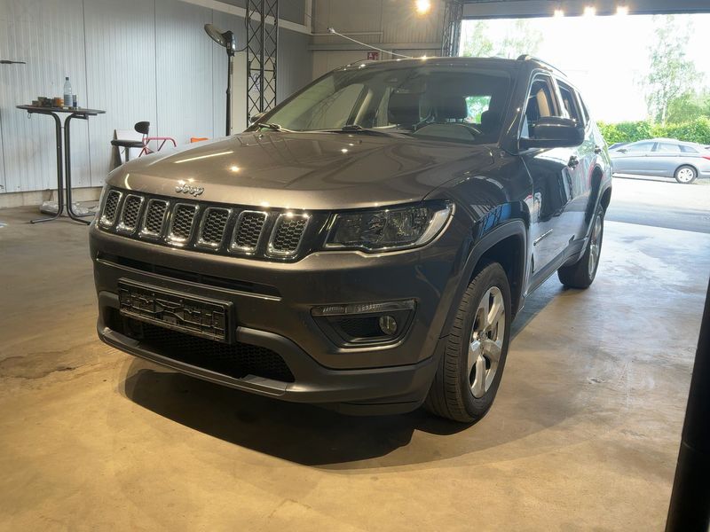 Jeep Compass 2.0 M-Jet Longitude 4WD — zdjęcie 1