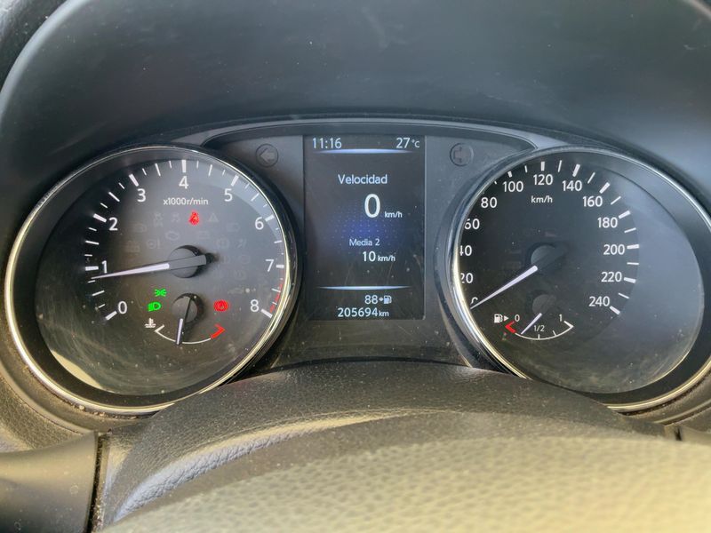 Nissan Qashqai 1.2 Acenta — zdjęcie 13