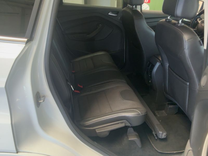 Ford Kuga 2.0 TDCi Individual — zdjęcie 14