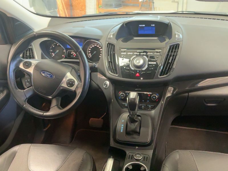 Ford Kuga 2.0 TDCi Individual — zdjęcie 12