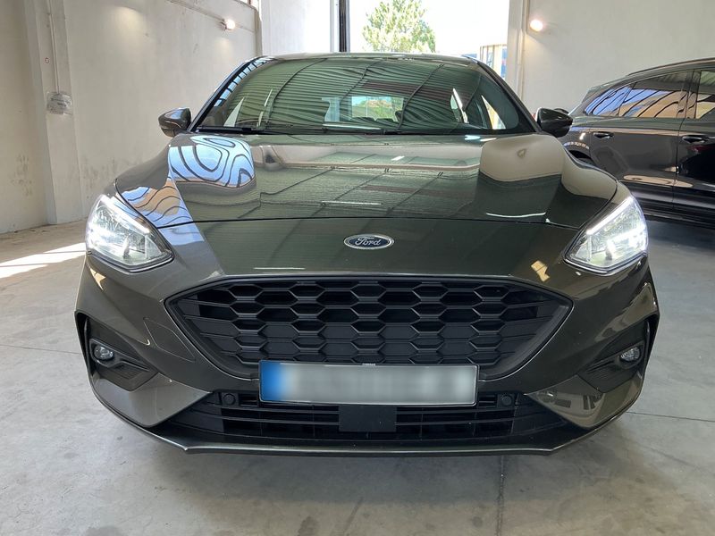 Ford Focus 1.0 EcoBoost ST-Line — zdjęcie 9