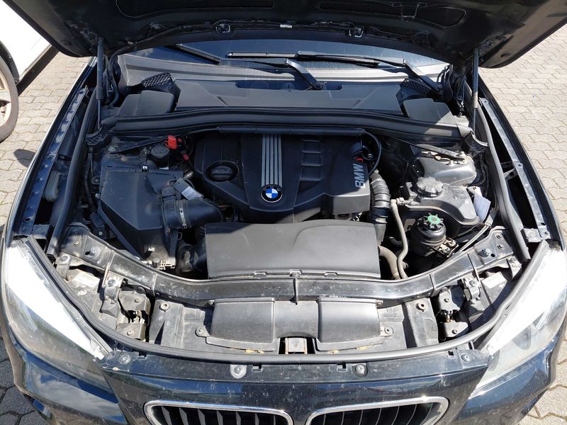 BMW X1 sDrive 20d — zdjęcie 8