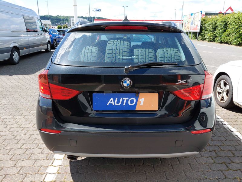 BMW X1 sDrive 20d — zdjęcie 4