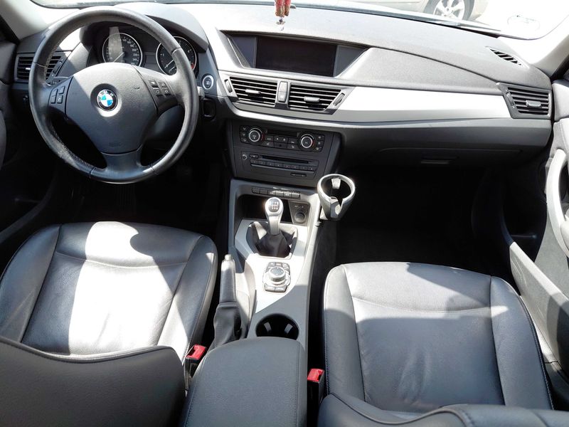 BMW X1 sDrive 20d — zdjęcie 11