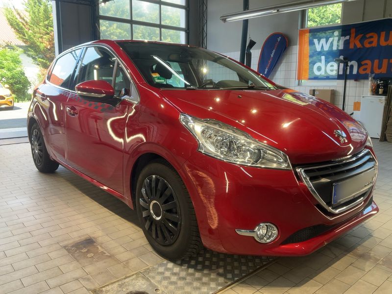 Peugeot 208 1.6 Allure 2013 – снимка 12