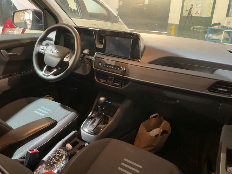 Ford Tourneo Courier 1.0 EcoBoost Active — zdjęcie 12