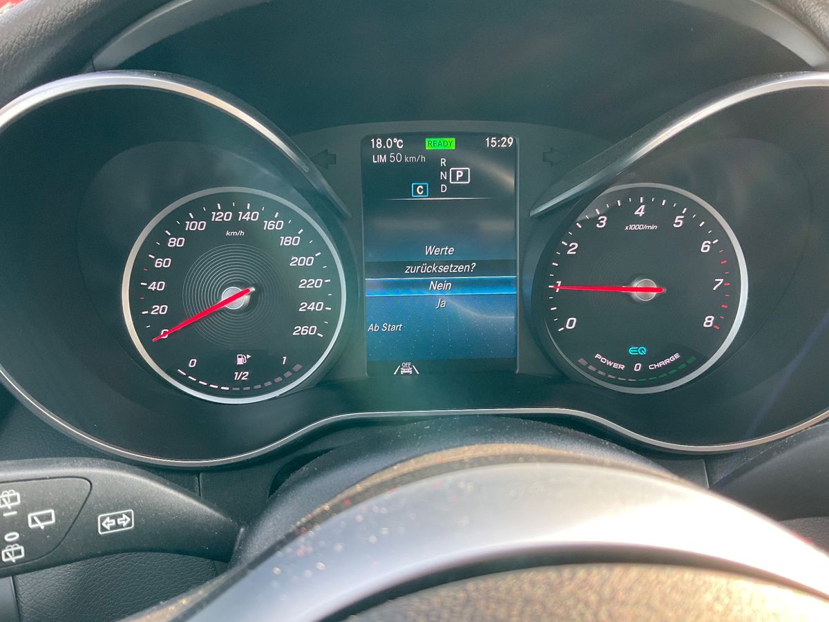 Mercedes-Benz C-Klasse 2020 — photo 20