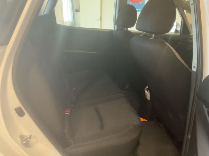 Hyundai ix20 1.6 Comfort — zdjęcie 14