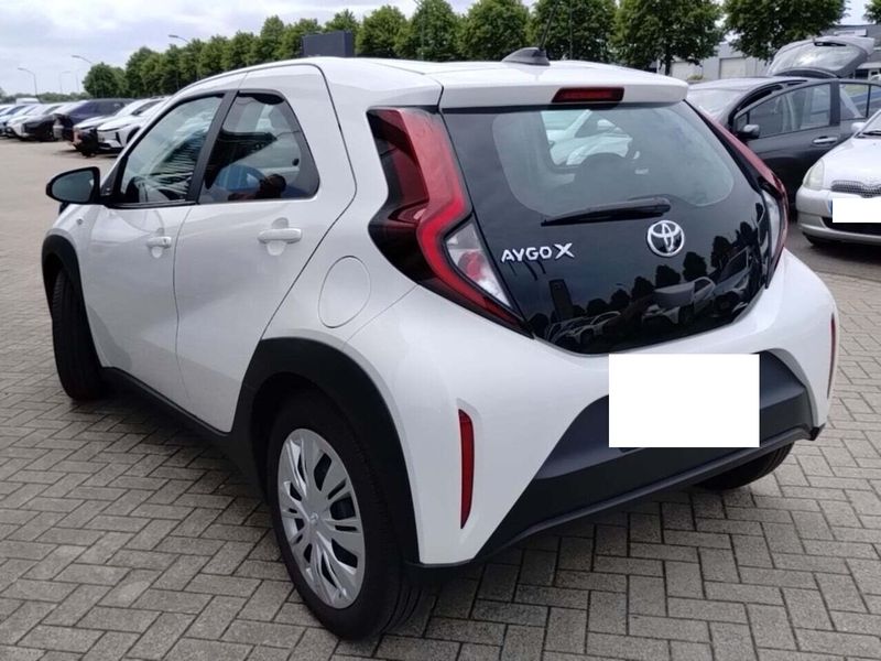 Toyota Aygo X 1.0 VVT-i Dynamic — zdjęcie 2