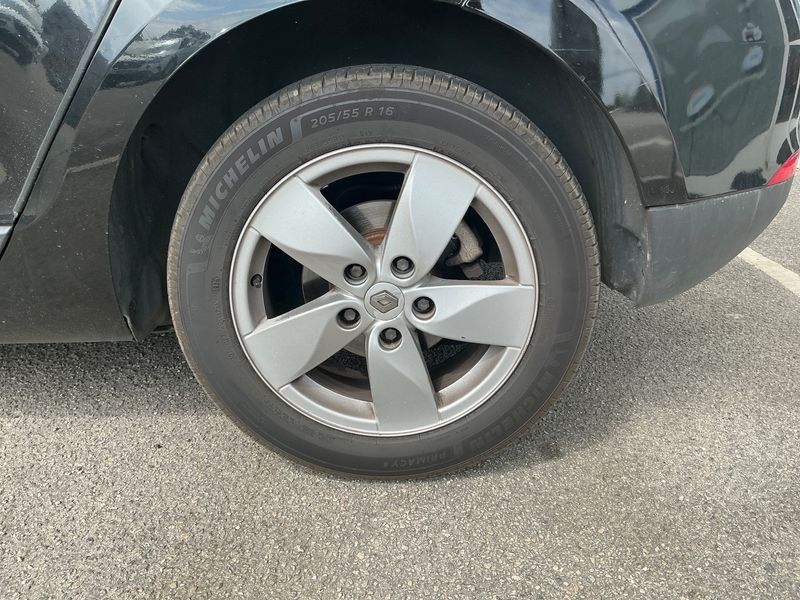 Renault Megane 1.5 dCi Dynamique 2011 – снимка 5