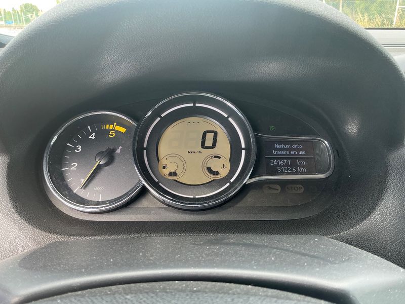 Renault Megane 1.5 dCi Dynamique 2011 – снимка 18
