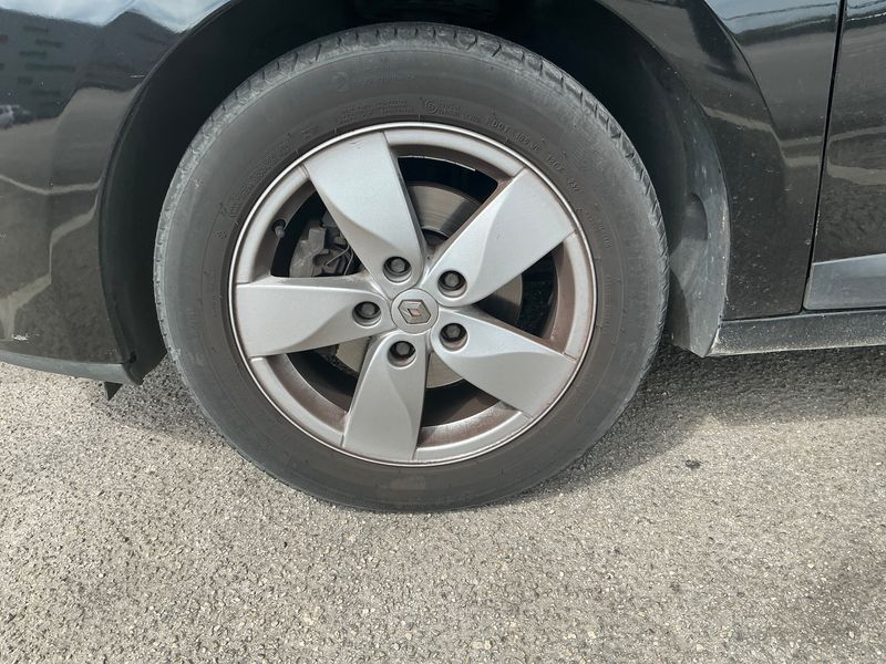 Renault Megane 1.5 dCi Dynamique 2011 – снимка 3