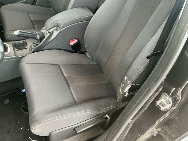 Renault Megane 1.5 dCi Dynamique 2011 – снимка 27