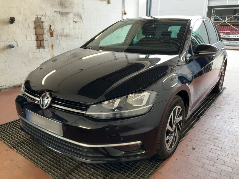 Volkswagen Golf VII 1.0 TSI Join 2019 – снимка 1