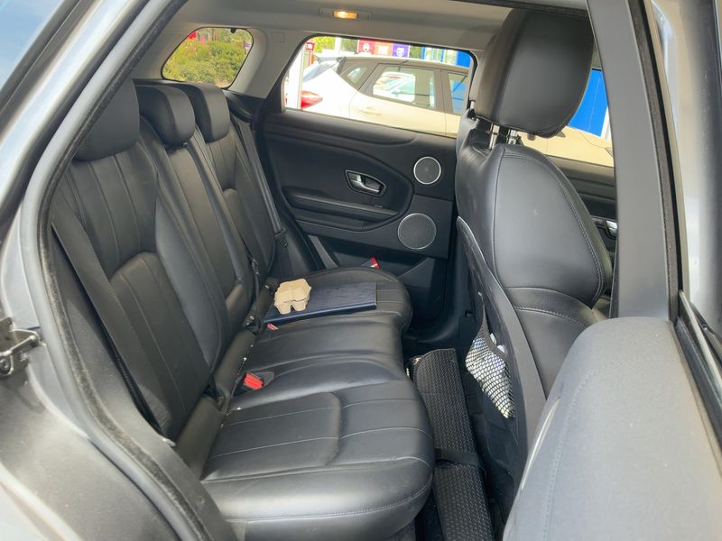 Land Rover Evoque 2.0 Td4 SE — zdjęcie 14