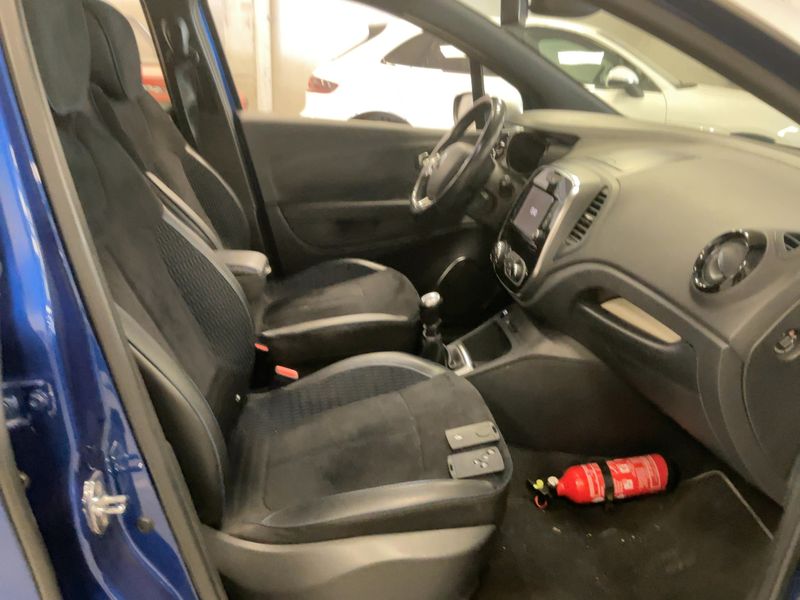 Renault Captur 1.3 TCe Intens — zdjęcie 11