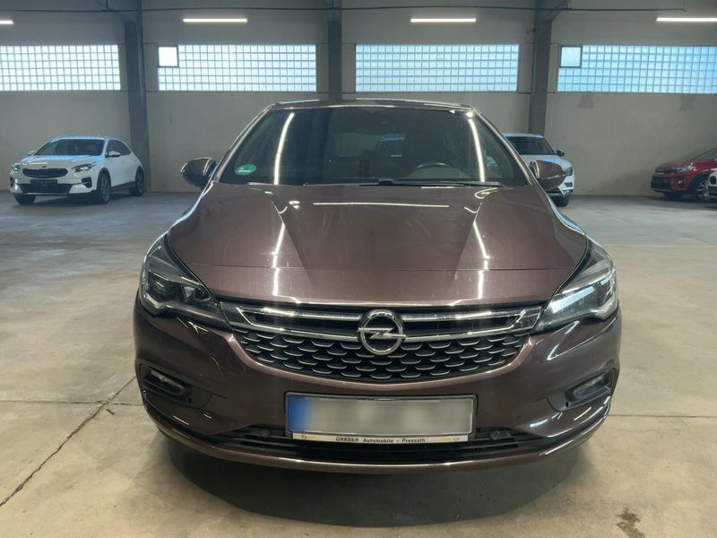 Opel Astra 1.4 SIDI Turbo Dynamic — zdjęcie 9