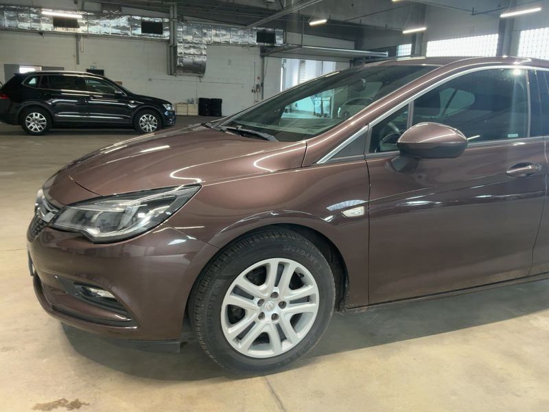 Opel Astra 1.4 SIDI Turbo Dynamic — zdjęcie 2