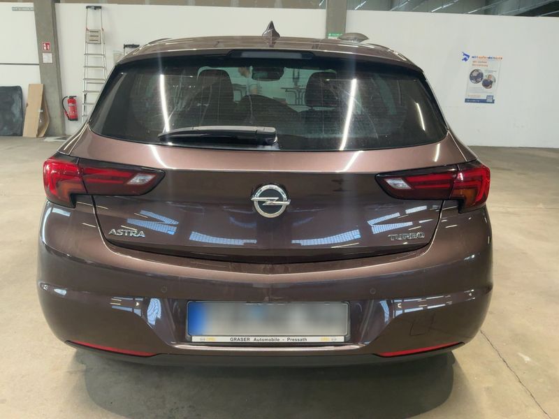 Opel Astra 1.4 SIDI Turbo Dynamic — zdjęcie 5