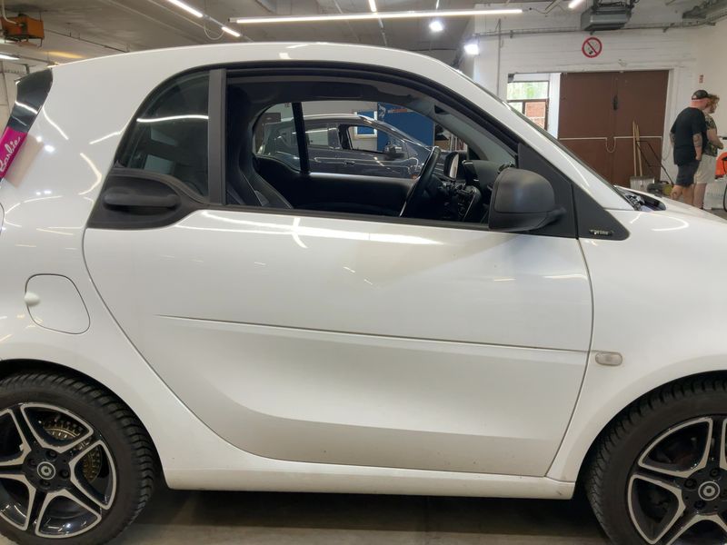 Smart fortwo 0.9 Turbo Basis Prime 2019 – снимка 10