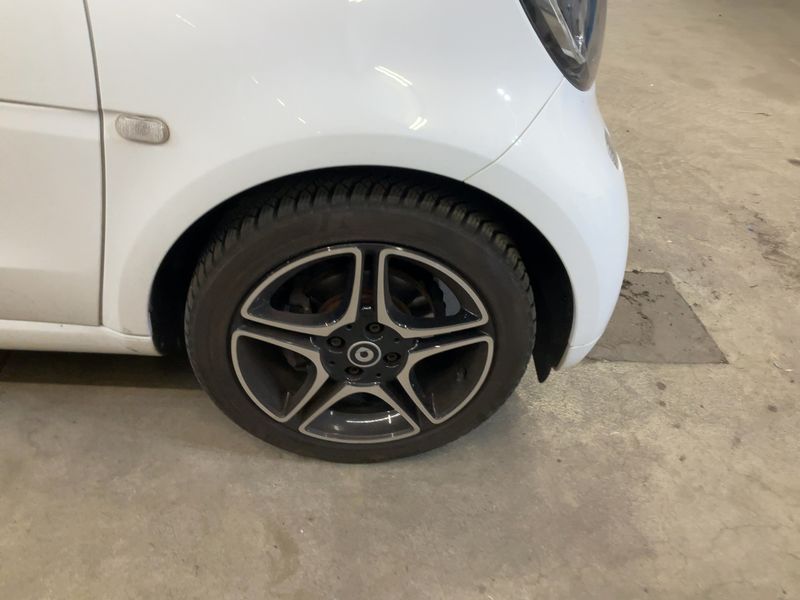 Smart fortwo 0.9 Turbo Basis Prime 2019 – снимка 11