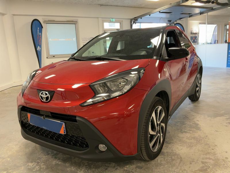 Aygo X 1.0 VVT-i Design