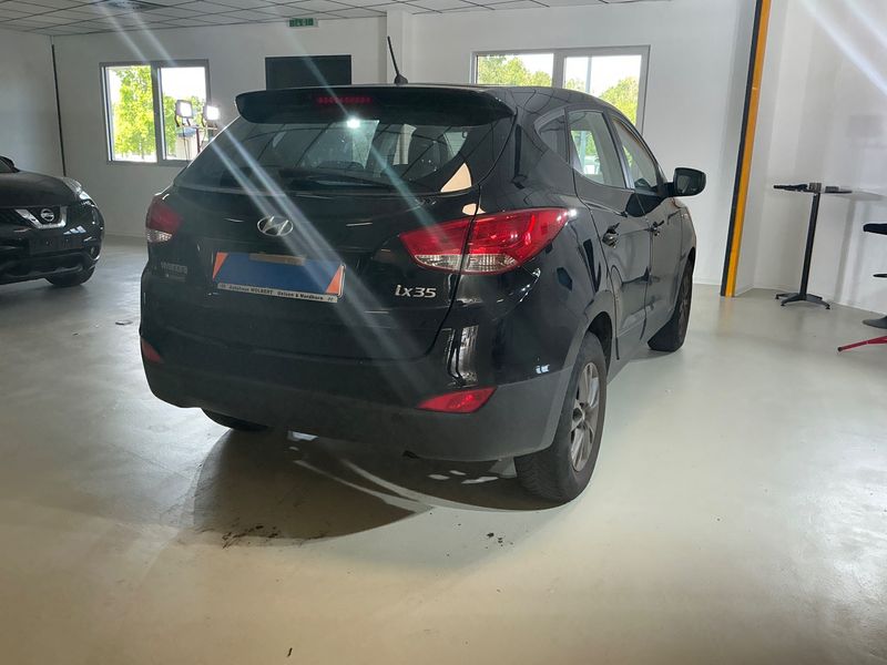 Hyundai ix35 1.6 FIFA World Cup Edition 2WD — zdjęcie 2