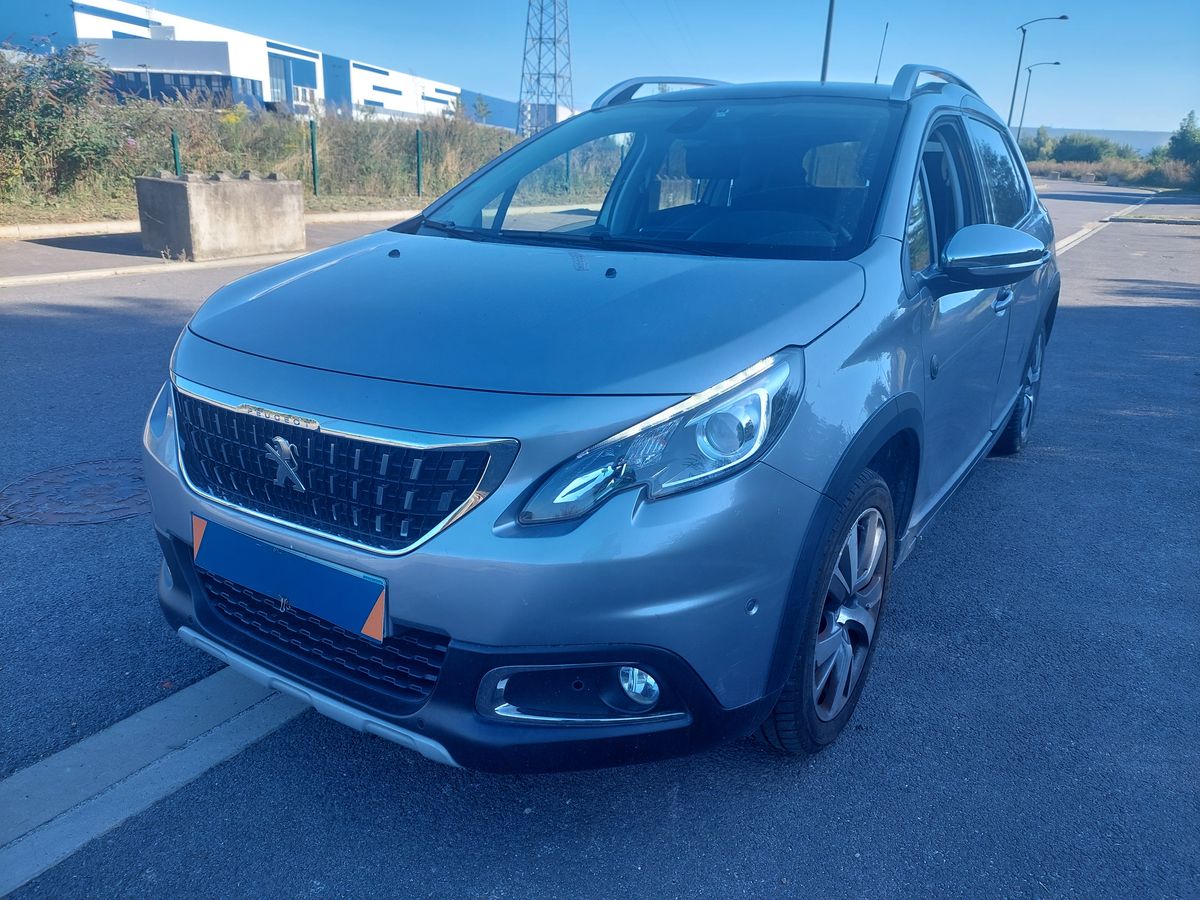 Peugeot 2008 1.2 PureTech Crossway