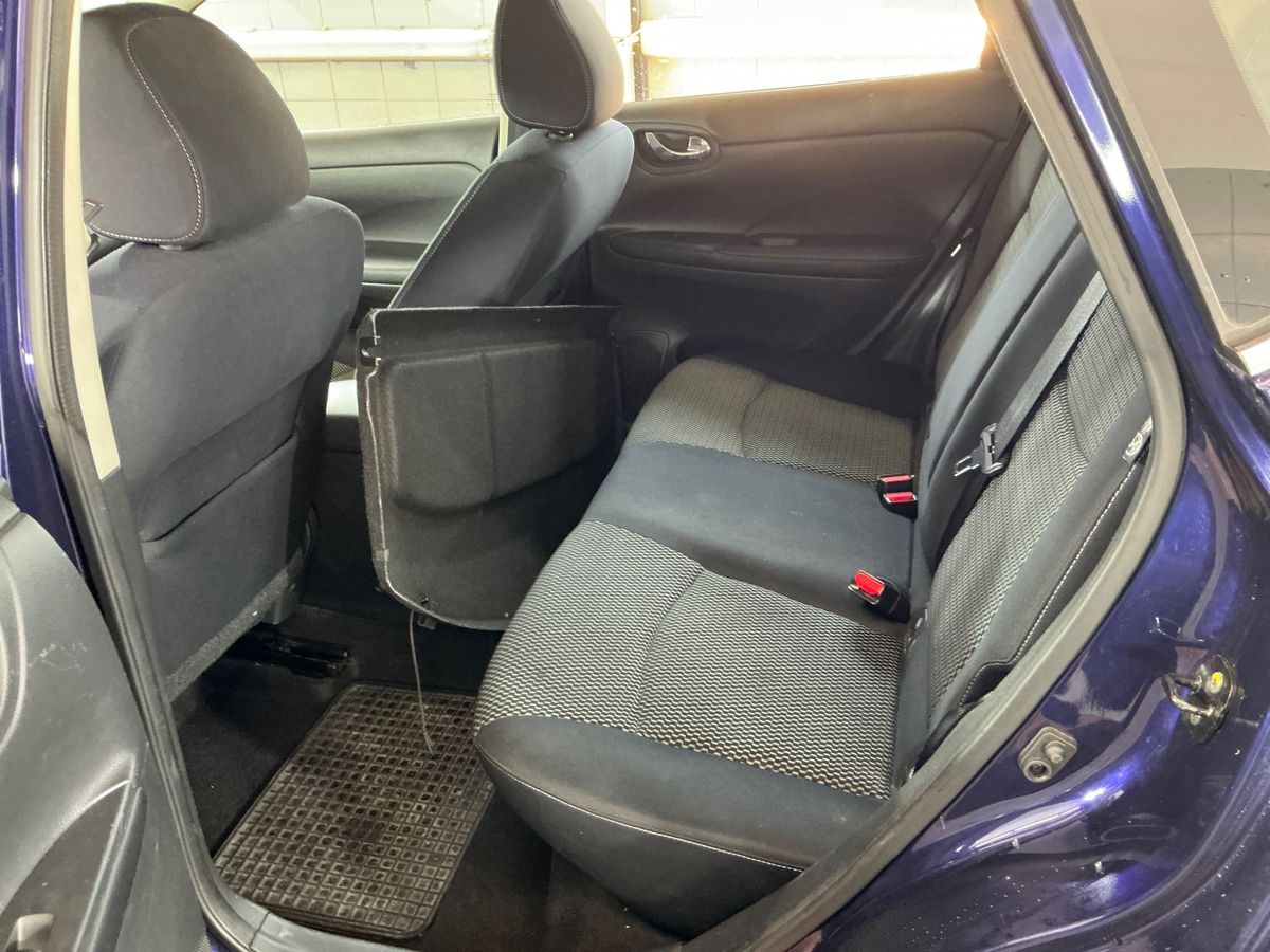 Nissan Pulsar 2015 — photo 37