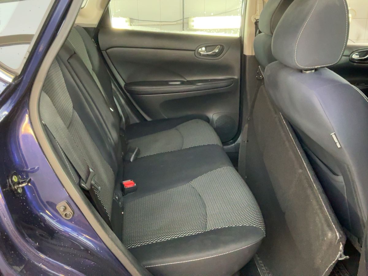 Nissan Pulsar 2015 — photo 21