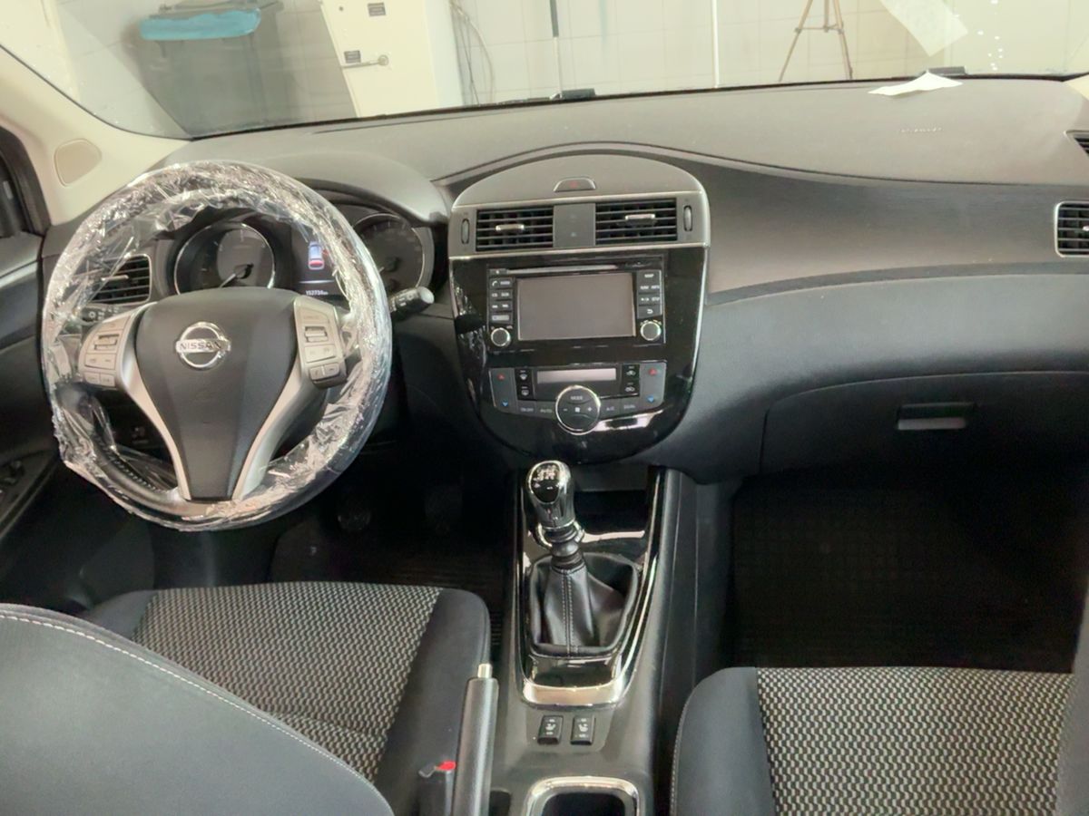 Nissan Pulsar 2015 — photo 19
