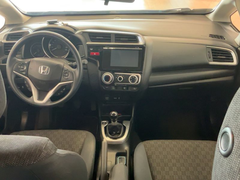 Honda Jazz 1.3 i-VTEC Comfort — zdjęcie 12