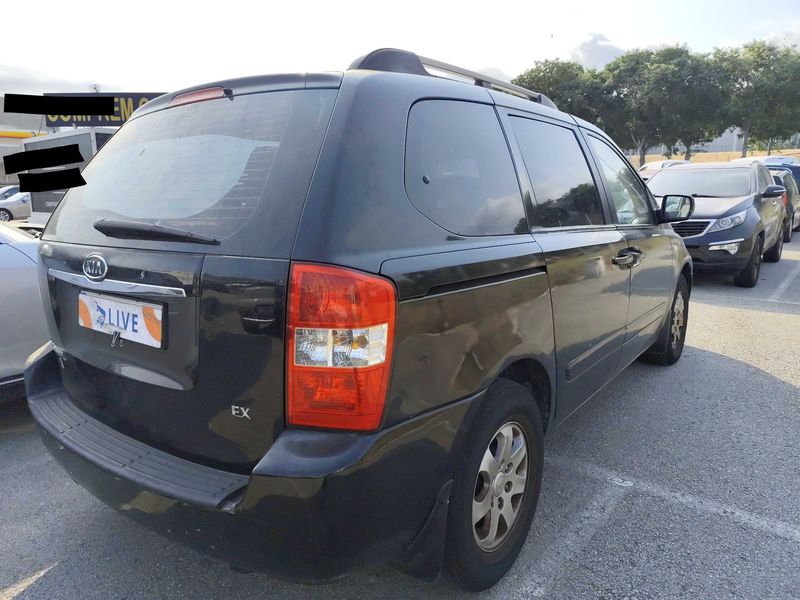 Kia Carnival 2.9 CRDi VGT Concept — zdjęcie 5