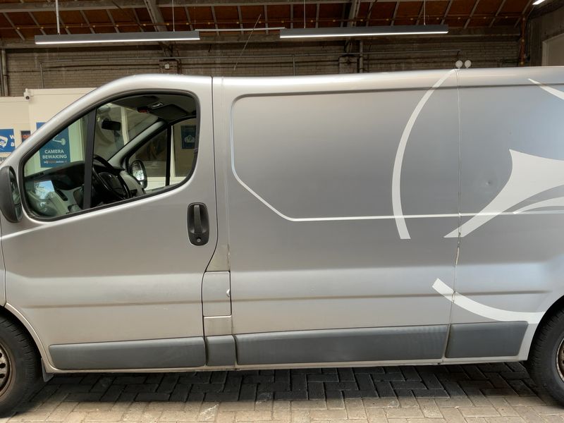 Renault Trafic 2.0 dCi L2H1 2,9t — zdjęcie 4