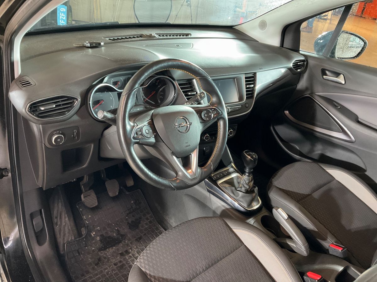 Opel Crossland 2018 — photo 47