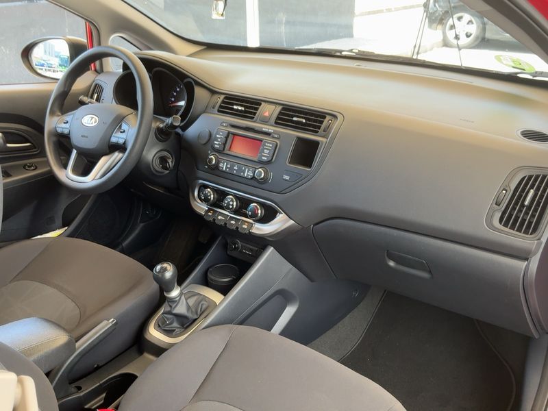 Kia Rio 1.2 Concept — zdjęcie 12