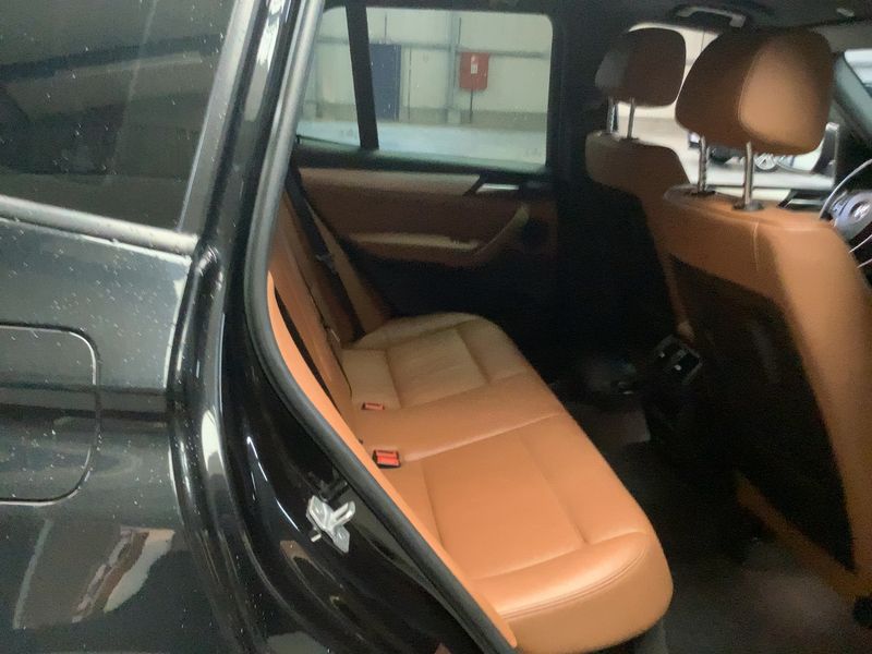 BMW X3 xDrive 20d — zdjęcie 14