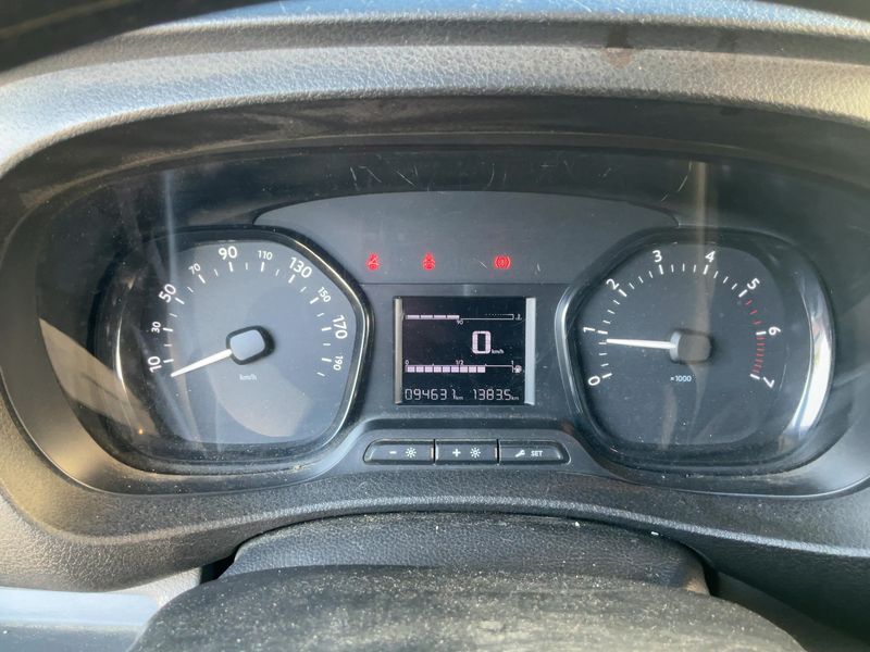 Citroen Jumpy 1.6 Blue-HDi Confort XL — zdjęcie 13