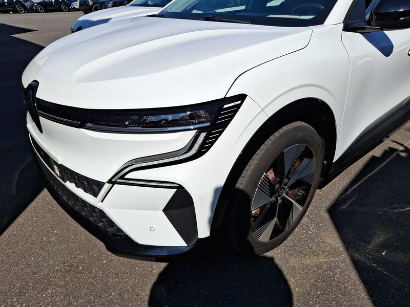 Renault Megane E-Tech electric drive 96 kW Equilibre — zdjęcie 2