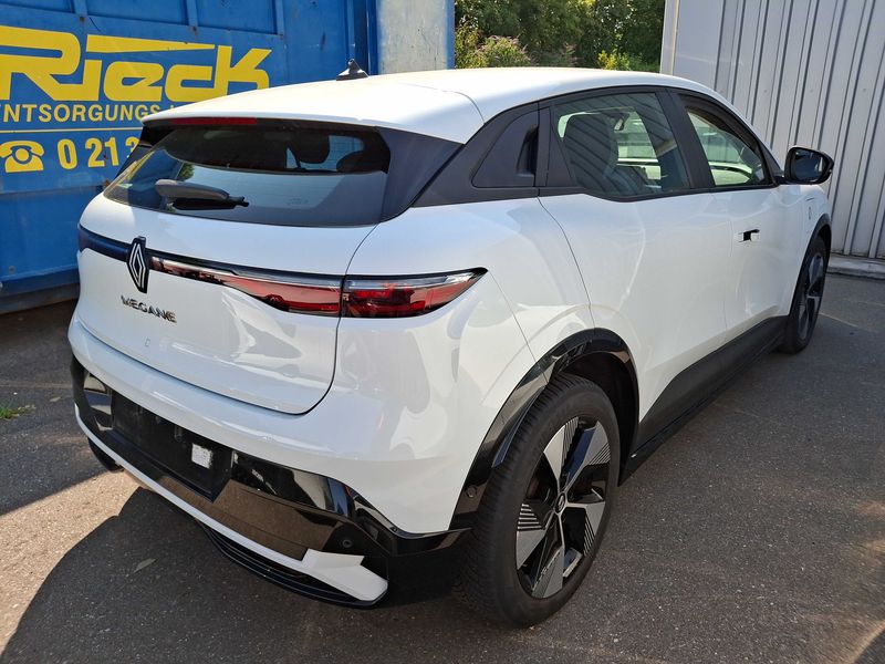 Renault Megane E-Tech electric drive 96 kW Equilibre — zdjęcie 5