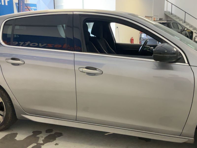 Peugeot 308 1.5 Blue-HDi GT Line 2018 – снимка 10