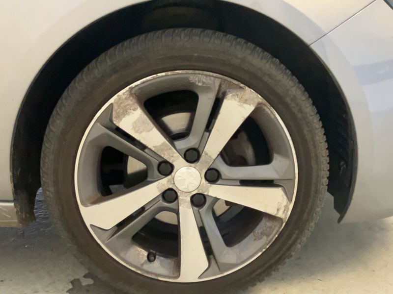 Peugeot 308 1.5 Blue-HDi GT Line 2018 – снимка 11