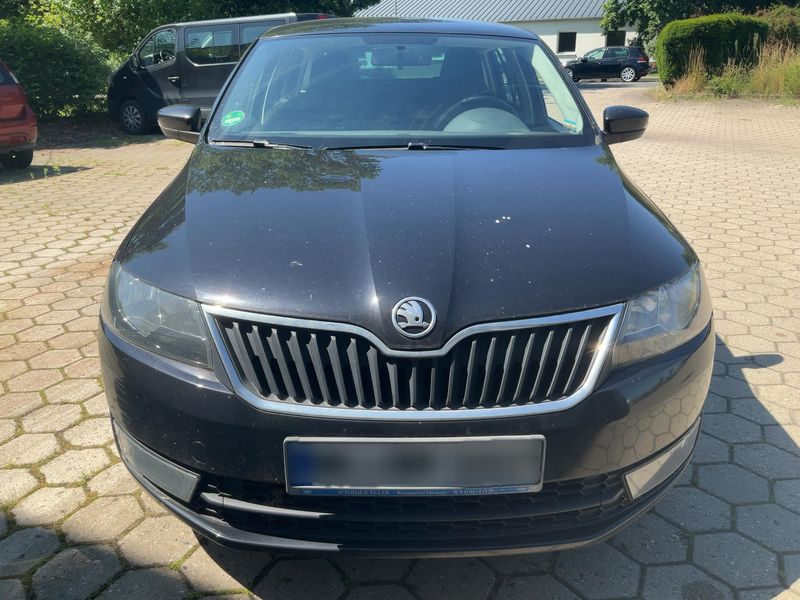 Skoda Rapid Spaceback 1.2 TSI Ambition — zdjęcie 9