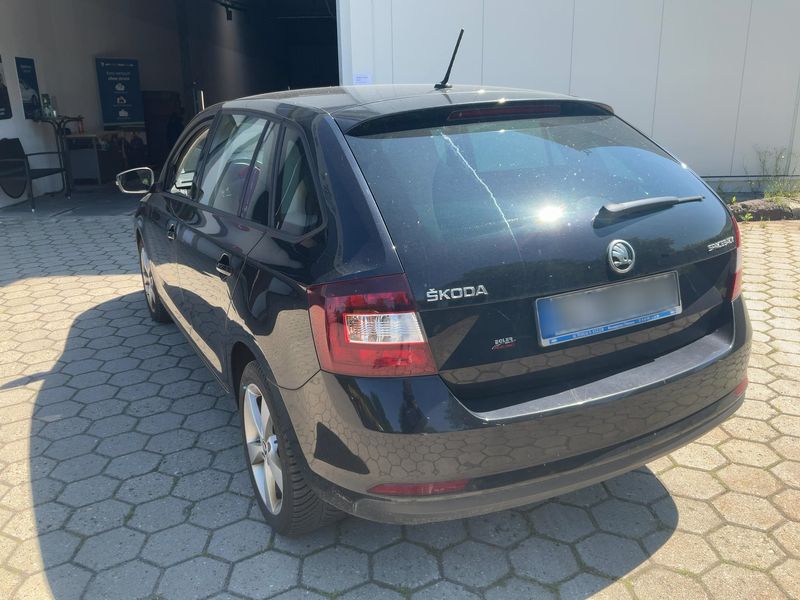 Skoda Rapid Spaceback 1.2 TSI Ambition — zdjęcie 3
