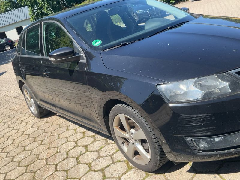 Skoda Rapid Spaceback 1.2 TSI Ambition — zdjęcie 8