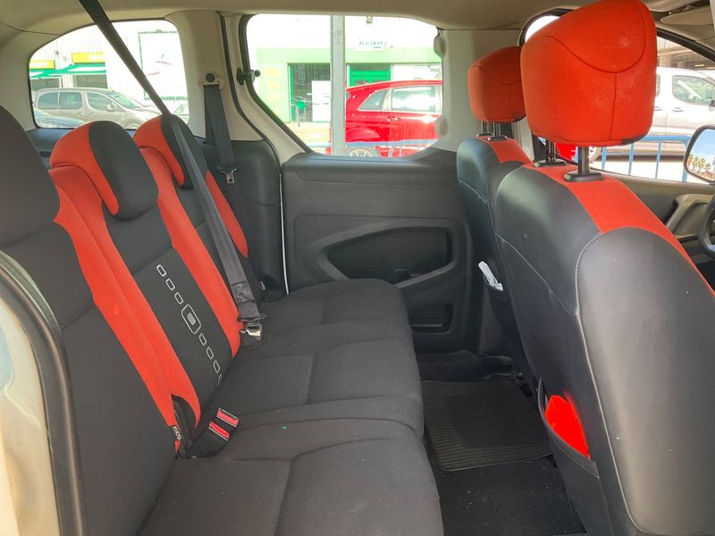 Citroen Berlingo 1.6 Blue-HDi Live Edition 2016 – снимка 19