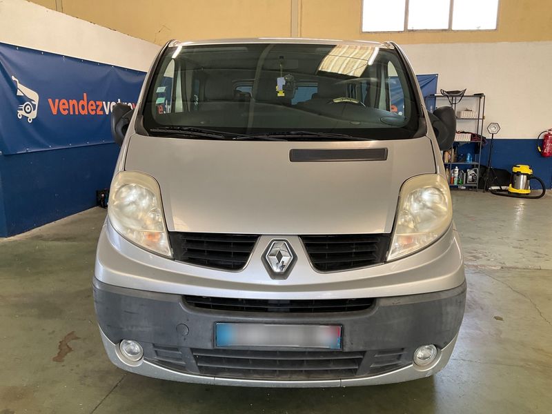 Renault Trafic 2.0 dCi Passenger Expression — zdjęcie 9